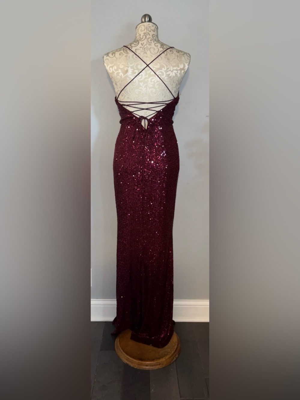 Lulus Sequin Burgundy Evening Gown - Elegant Dress Size Medium. #A - Picture 3 of 7